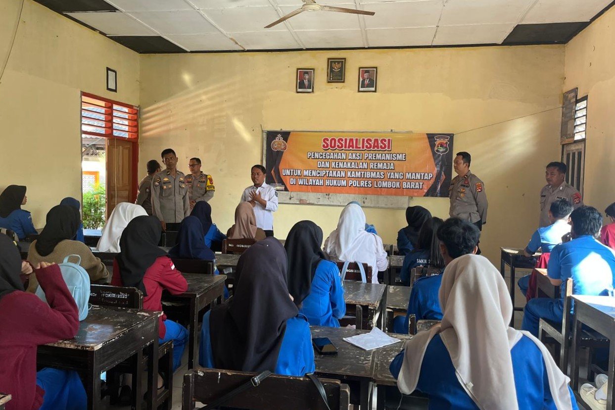 Bahaya Narkoba dan Pernikahan Dini Disorot di SMK N 2 Kuripan