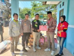 Alfamart Ulurkan Tangan, Bantu Korban Banjir di Mataram dengan Kebutuhan Pokok