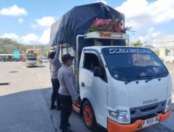 Polsek Kawasan Pelabuhan Lembar Tingkatkan Pemeriksaan Penumpang dan Kendaraan